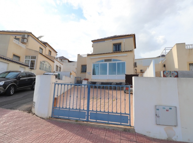 Villa - Återförsäljning - Orihuela Costa - Los Balcones