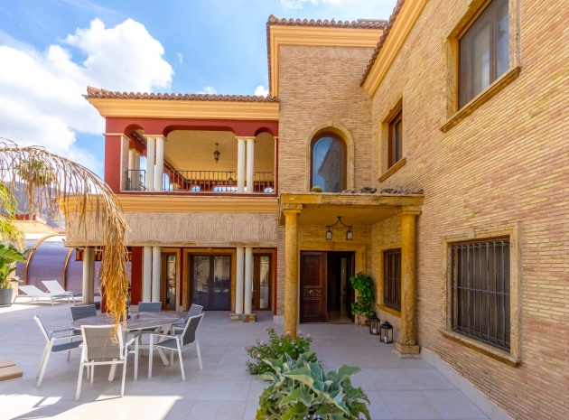 Villa - Återförsäljning - Orihuela - Orihuela