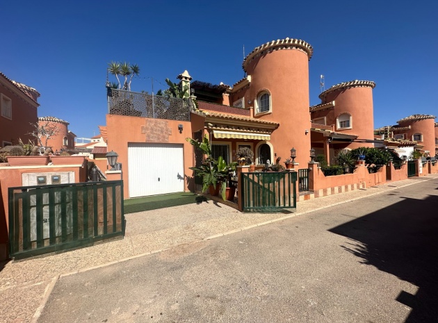 Villa - Återförsäljning - Playa Flamenca - Playa Flamenca