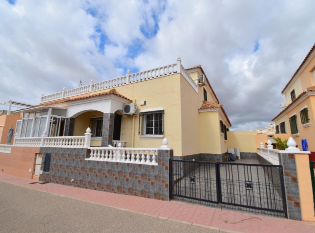 Villa - Resale - Orihuela Costa - Playa Flamenca