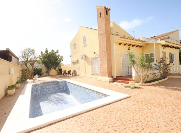 Villa - Resale - Playa Flamenca - beachside playa flamenca