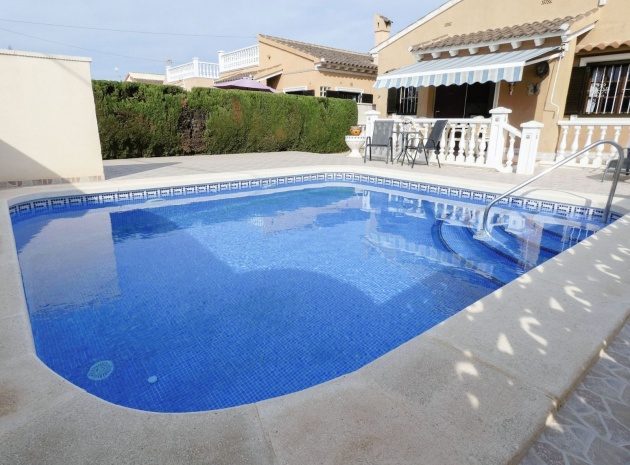 Villa - Resale - Playa Flamenca - Urb Horizonte