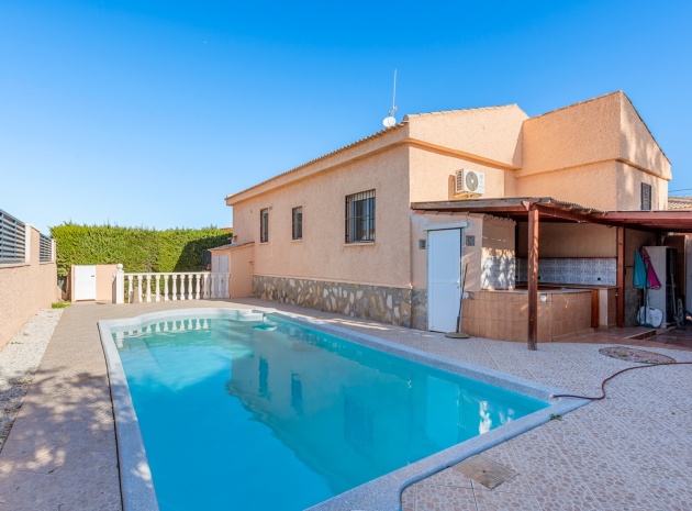 Villa - Resale - Torrevieja - El Chaparral