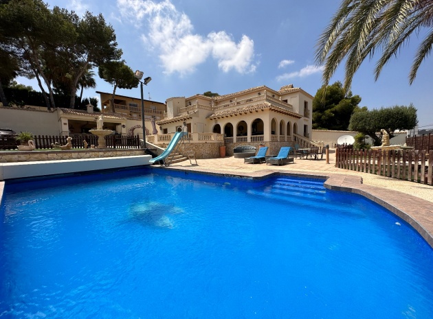 Villa - Resale - Villamartin - las filipinas