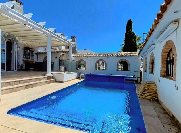 Villa - Resale - Villamartin - Los Dolses