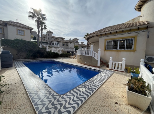 Villa - Resale - Villamartin - pinada golf