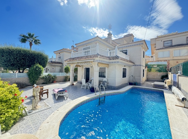 Villa - Resale - Villamartin - Villamartin