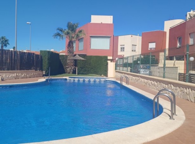 Villa - Resale - Villamartin - vista azul