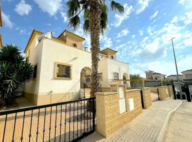 Villa - Revente - Guardamar del Segura - El Raso