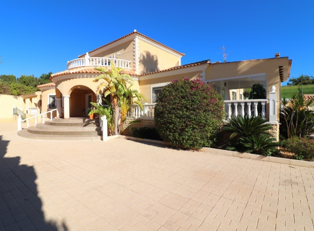 Villa - Wederverkoop - La Marina - La Escuera