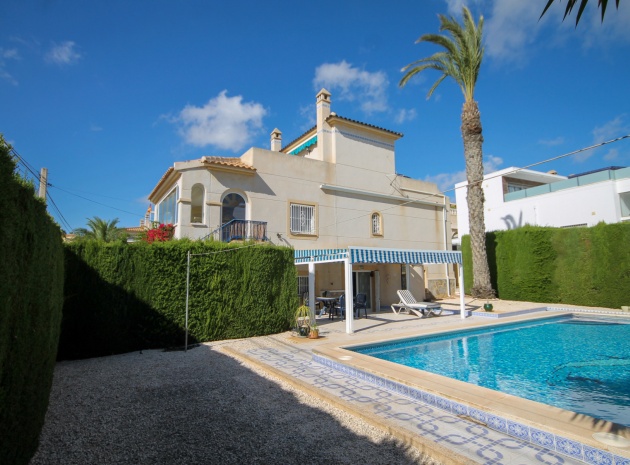 Villa - Wederverkoop - Villamartin - blue lagoon