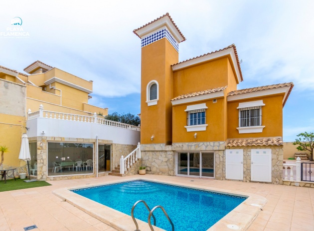 Villa - Wederverkoop - Villamartin - El Galan