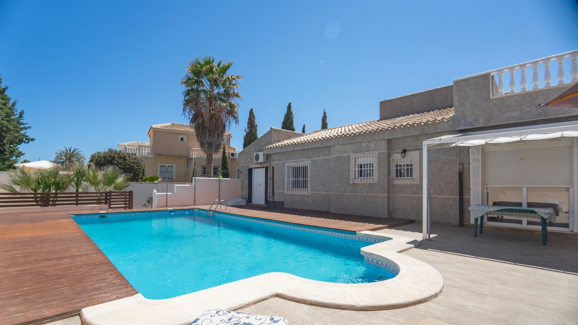 Wiederverkauf - Villa - Torrevieja - El Chaparral