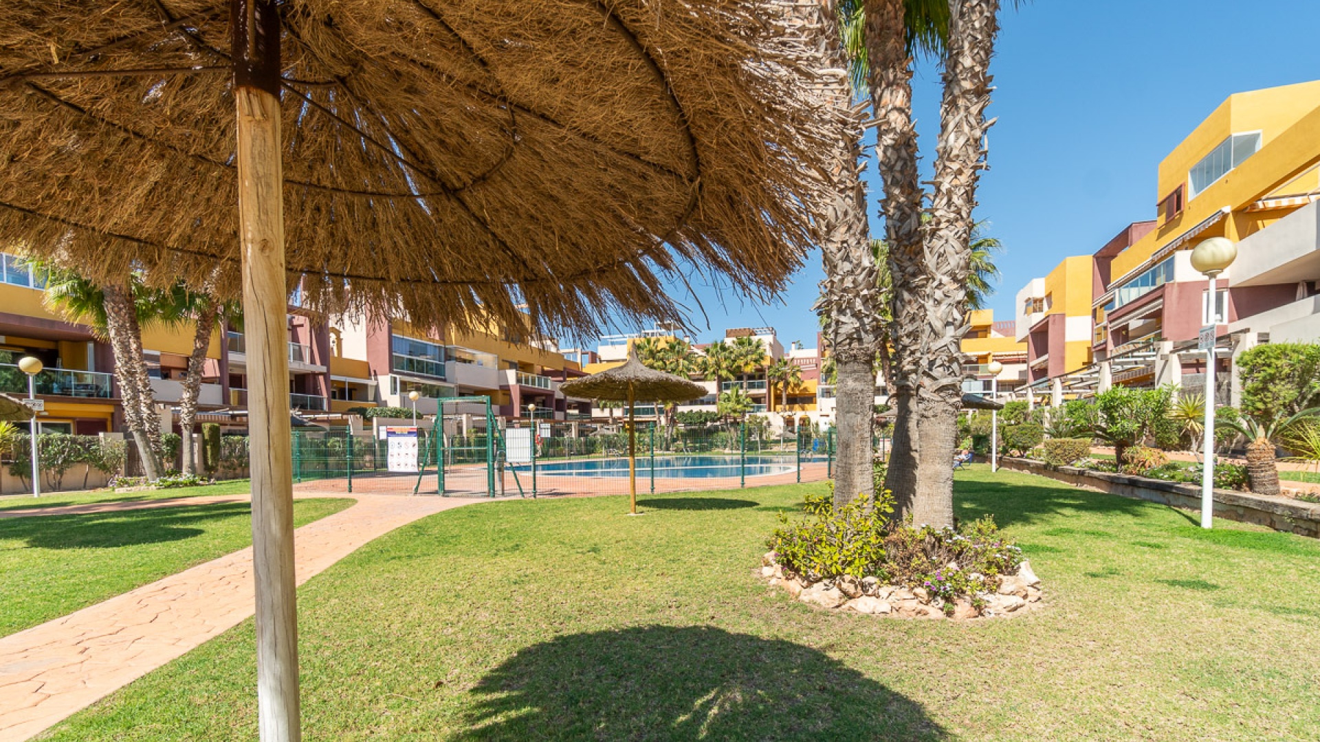 Wiederverkauf - Wohnung - Playa Flamenca - el bosque