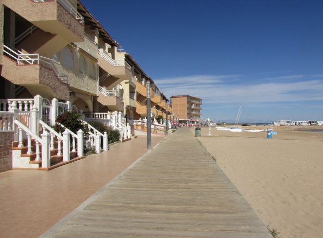 Wohnung - Wiederverkauf - La Mata - La Mata