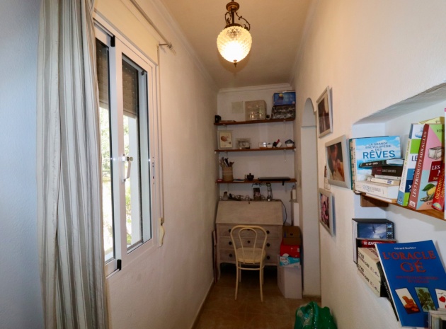 Resale - Country Property - Dolores