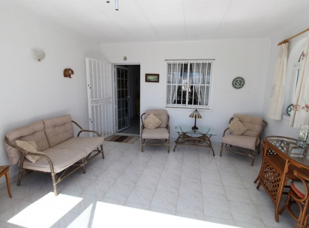 Återförsäljning - Villa - Torrevieja - san luis