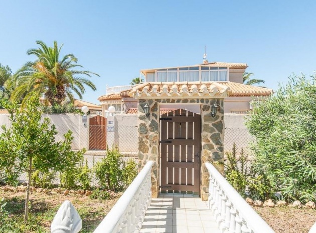 Resale - Villa - Playa Flamenca