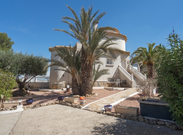 Resale - Villa - Algorfa