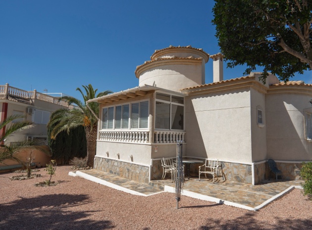 Resale - Villa - Algorfa