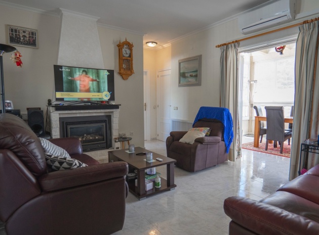 Resale - Villa - Algorfa