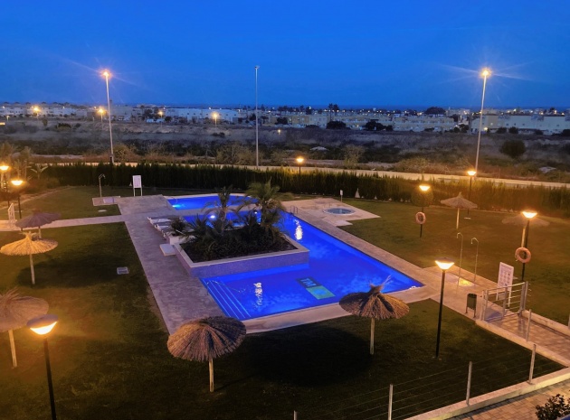 Resale - Apartment - Cabo Roig