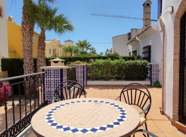 Resale - Villa - Algorfa