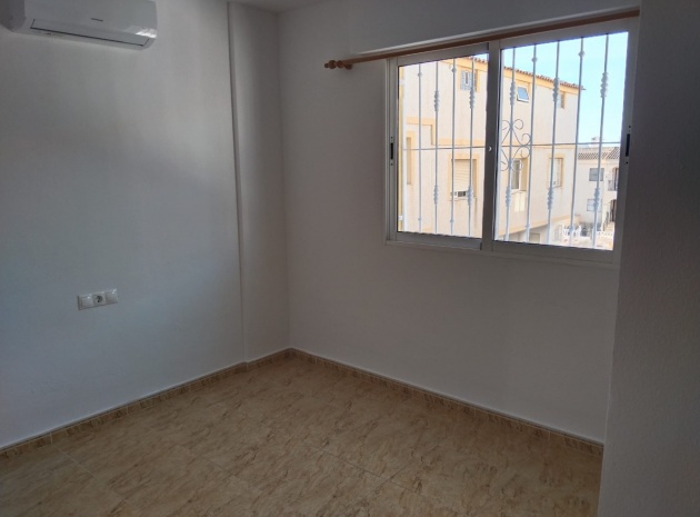 Resale - Townhouse - Playa Flamenca - las chismosas