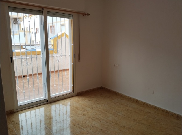 Resale - Townhouse - Playa Flamenca - las chismosas