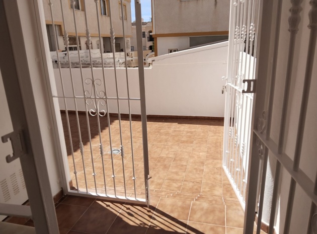 Resale - Townhouse - Playa Flamenca - las chismosas