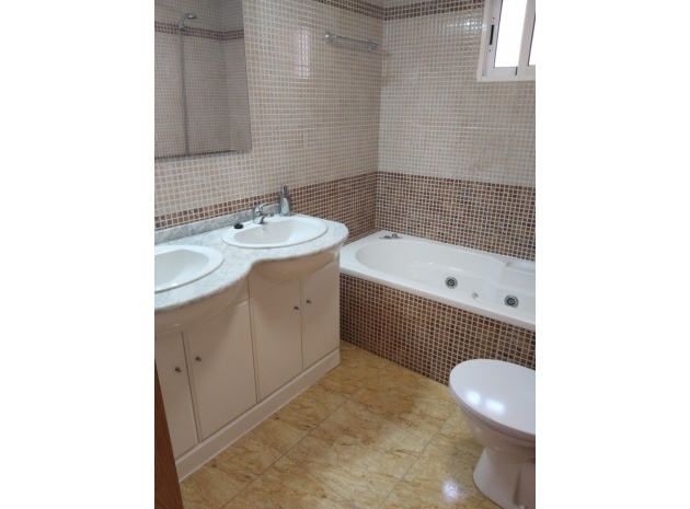 Resale - Townhouse - Playa Flamenca - las chismosas