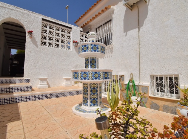 Resale - Villa - San Miguel de Salinas - Blue Lagoon