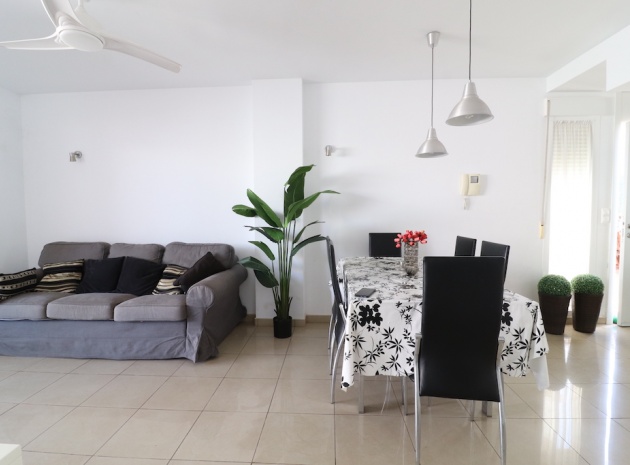 Resale - Apartment - Playa Flamenca - el bosque