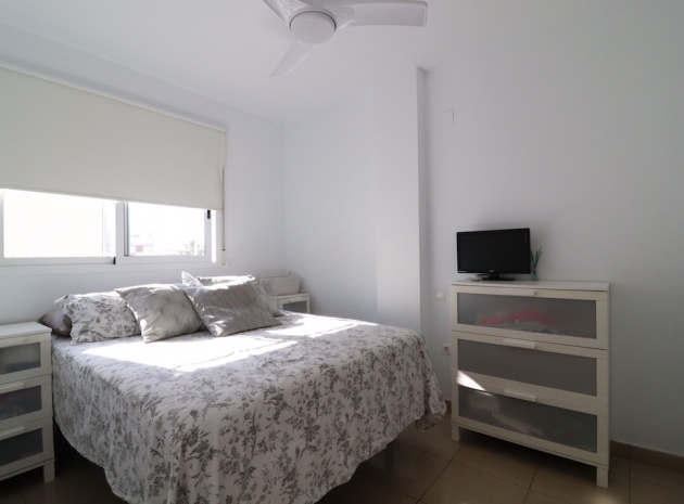 Resale - Apartment - Playa Flamenca - el bosque