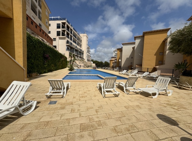 Resale - Apartment - Campoamor