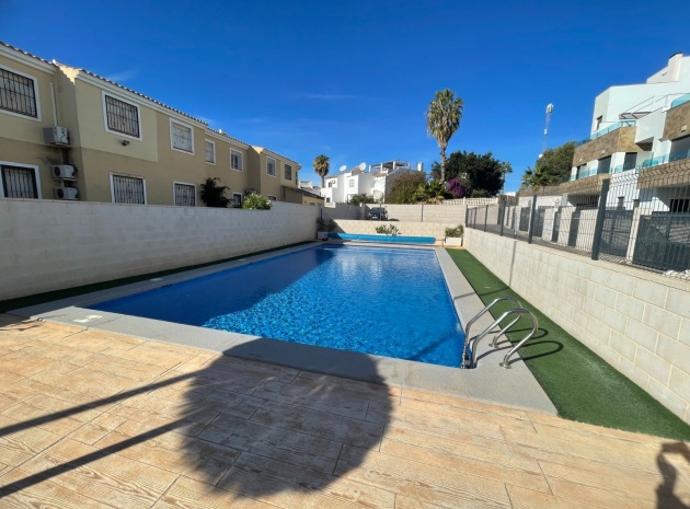 Resale - Townhouse - Orihuela Costa - Villamartin