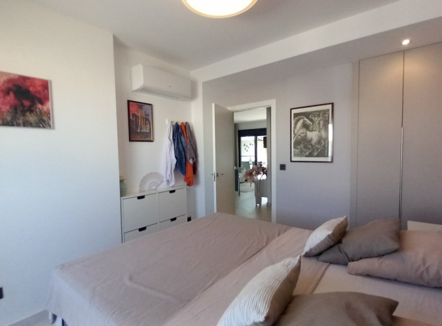 Resale - Apartment - Guardamar del Segura - El Raso