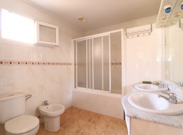 Resale - Villa - Villamartin - Loma Golf