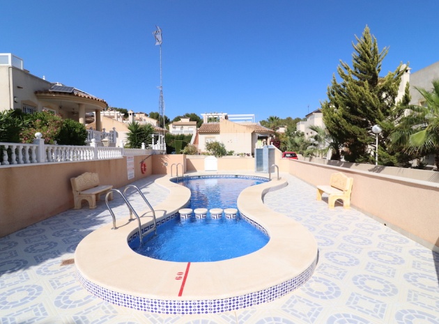 Resale - Villa - Villamartin - Loma Golf