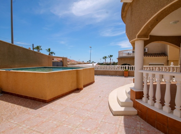 Resale - Villa - Villamartin - El Galan