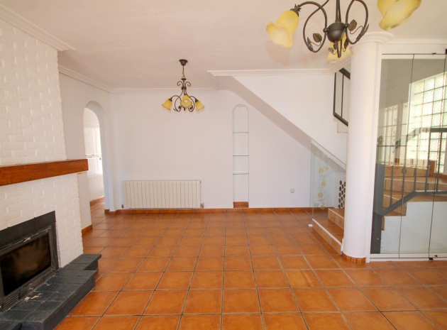 Resale - Villa - Villamartin - El Galan