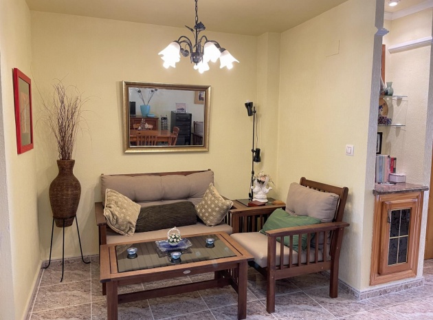 Resale - Townhouse - Villamartin - bosque de las lomas