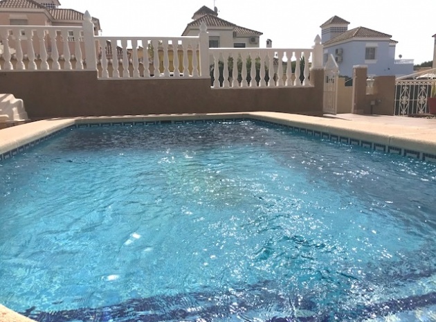 Resale - Villa - Villamartin - El Galan