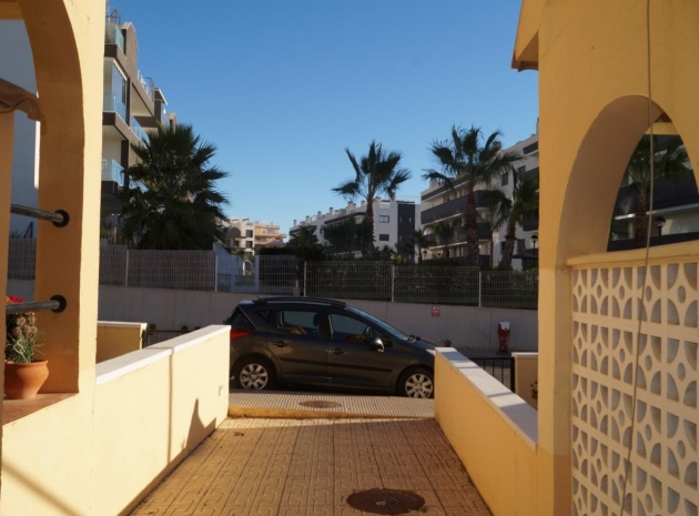 Resale - Apartment - Villamartin - lomas del golf