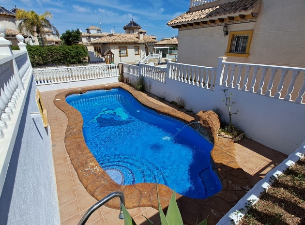 Återförsäljning - Villa - La Zenia - san jose