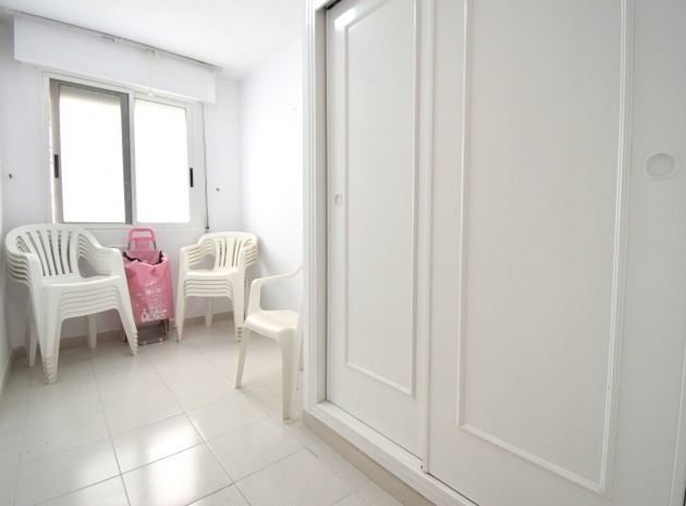 Resale - Apartment - Torrevieja - Mar Azul