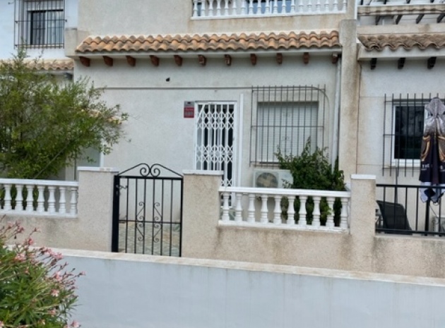 Resale - Townhouse - Villamartin - pueblo principe