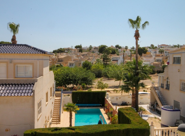 Resale - Bungalow - Villamartin - blue lagoon