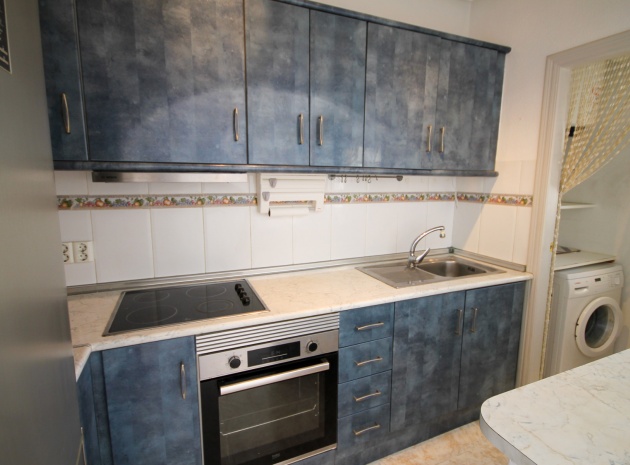 Resale - Bungalow - Villamartin - blue lagoon