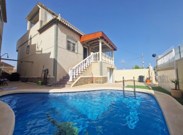 Resale - Villa - Villamartin - El Galan